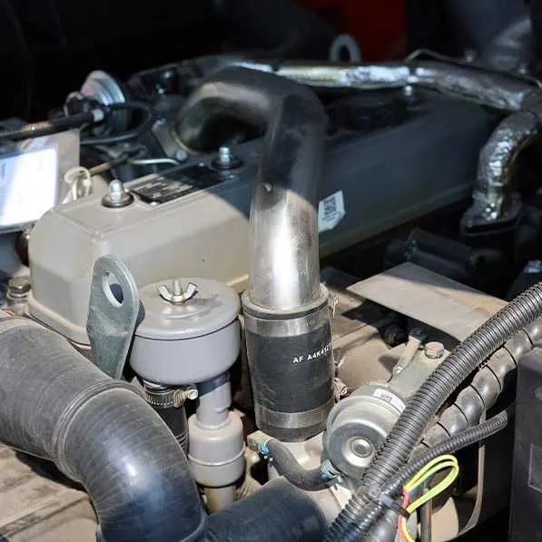 Dizel viljuškar RF50 – snažan motor