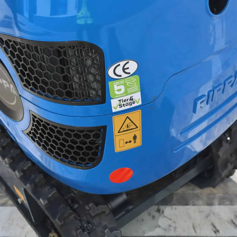 Mini bager R06 ECO – kompaktne dimenzije i okretnost